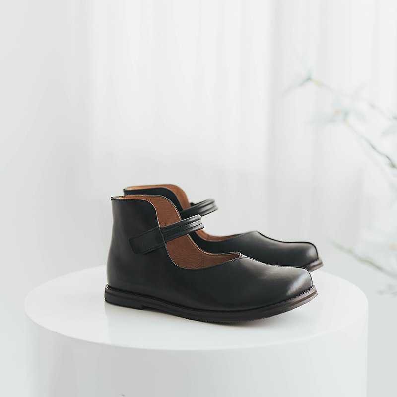 Bread boots 2.0 _ truffle black - รองเท้าบูทสั้นผู้หญิง - หนังแท้ สีดำ