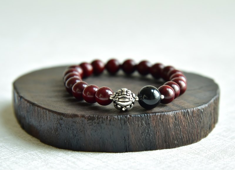 [Little Leaf Pixiu] Small Leaf Red Sandalwood 8mm Pixiu Lucky Obsidian Bracelet for Boys and Girls - สร้อยข้อมือ - ไม้ สีแดง