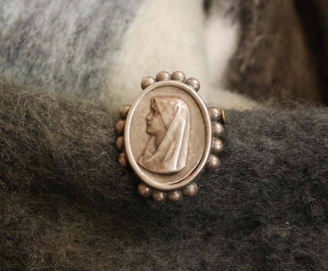 アンティーク　フランス 1900前後　シルバー　ブローチ　女性　アールヌーボー アンティーク フランス 1900前後 シルバー ブローチ 女性 アール