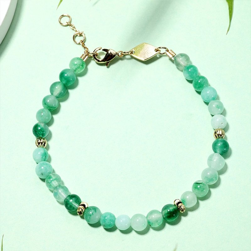 Natural Water Grass Chalcedony Agate Bracelet - สร้อยข้อมือ - หยก สีใส