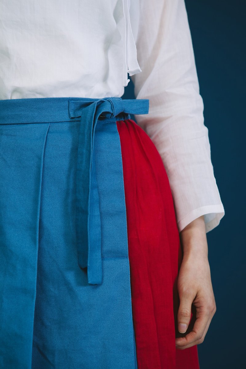 sokchima style pinafore dress (girls) - กระโปรง - ผ้าฝ้าย/ผ้าลินิน สีน้ำเงิน