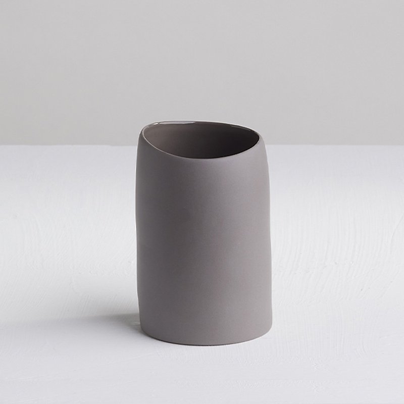 【3,co】Water wave water cup-gray - ถ้วย - เครื่องลายคราม สีเทา