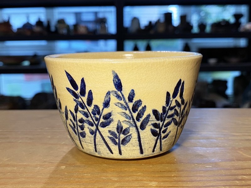 手作陶杯 | 陶刻花草 - 茶壺/茶杯/茶具 - 陶 卡其色