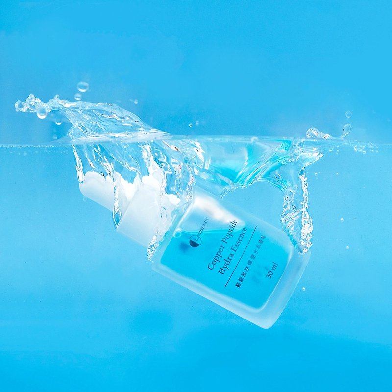 LBC 藍銅胜肽彈潤水肌精華 30ml - 化妝水/保濕精華 - 其他材質 