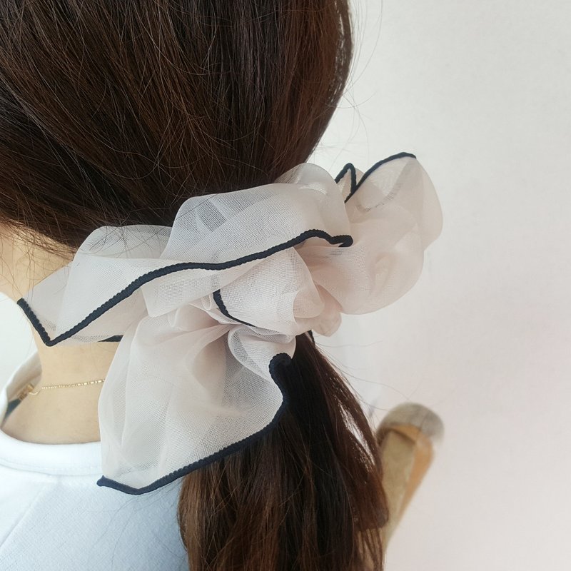 Elegant Big See-through hair scrunchies, Hair ties, gifts,gifts for her, - Hair Accessories - Polyester Black