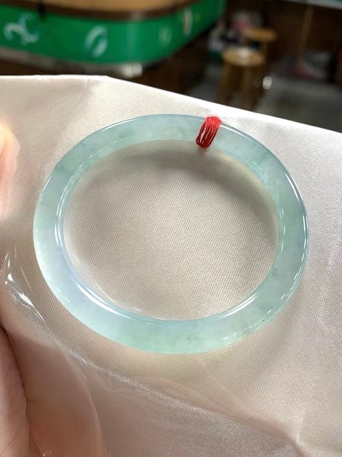 Good Morning Studio 冰種翡翠天然翡翠玉鐲A玉手鐲 玉鈪 • 冰種晴水翡翠貴妃鐲