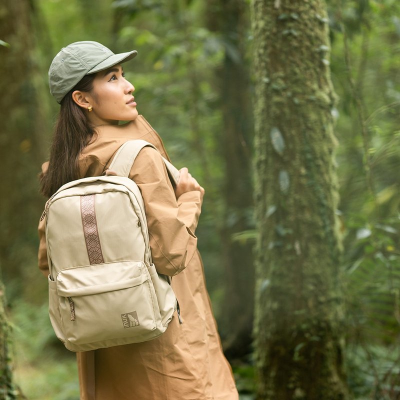 INUK Waterproof Everyday Travel Bag | Water_Shed WUUL3 Milk Tea | Backpack - Laptop Bags - Polyester Khaki