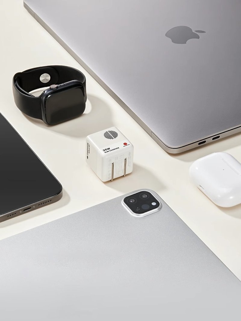35W快充充電器 快充充電頭 wireless charger 蘋果華為三星通用 - 無線充電器 - 塑膠 白色