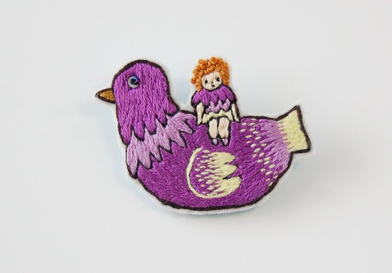【受注制作】ムラサキのトリ　刺繍ブローチ - 胸針 - 繡線 紫色