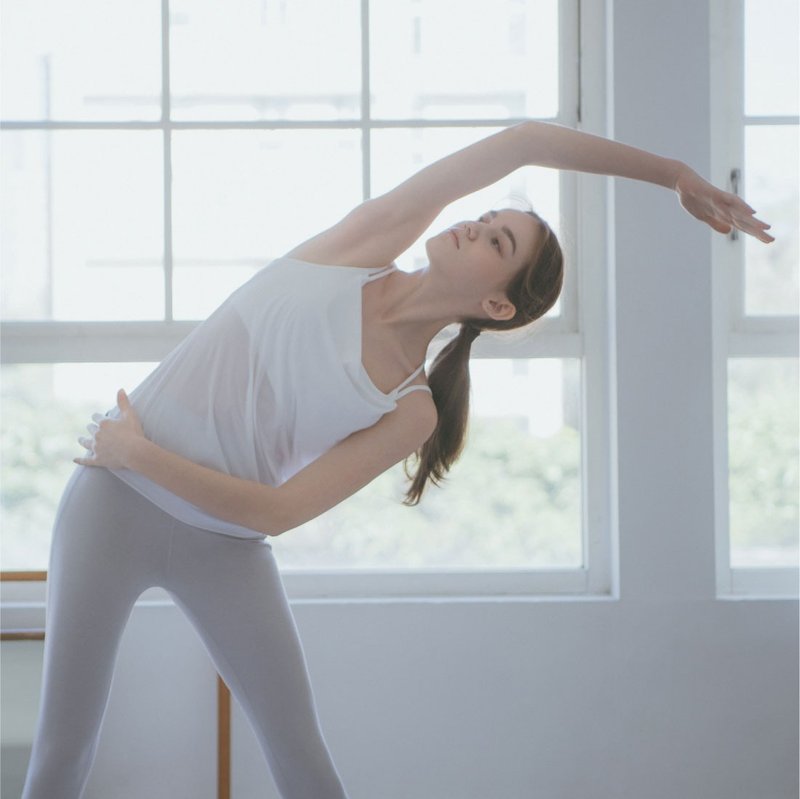 【MACACA】星子 2IN1 背心 - AKE1973 白 - 運動衫/上衣 - 聚酯纖維 白色