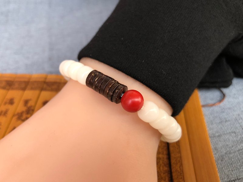 Baiyu Bodhi cinnabar bracelet - Miss Huang Plus - สร้อยข้อมือ - ไม้ ขาว