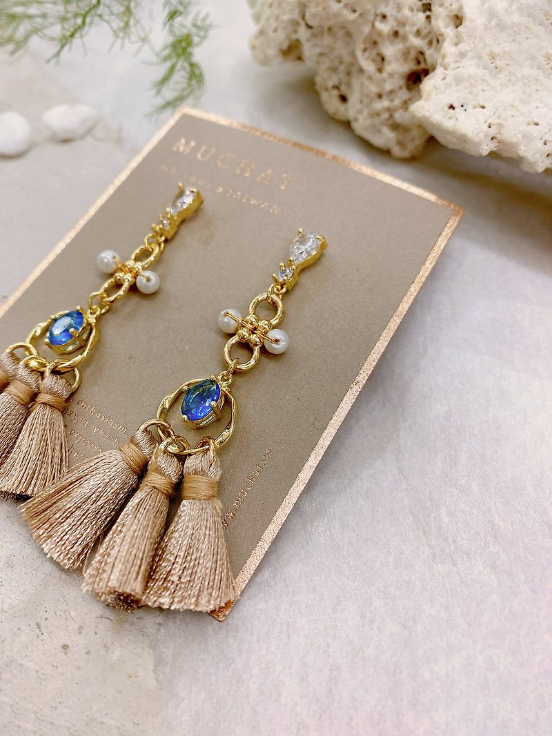 Western accent. MUCHAT handmade 14KGP hollow crystal tassel sterling silver needle earrings - Earrings & Clip-ons - Other Metals Khaki