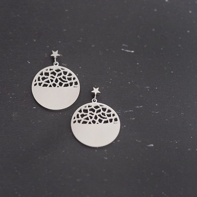 Star & Giraffe Pattern Watermark Earrings Silver 925 - Earrings & Clip-ons - Other Metals Silver