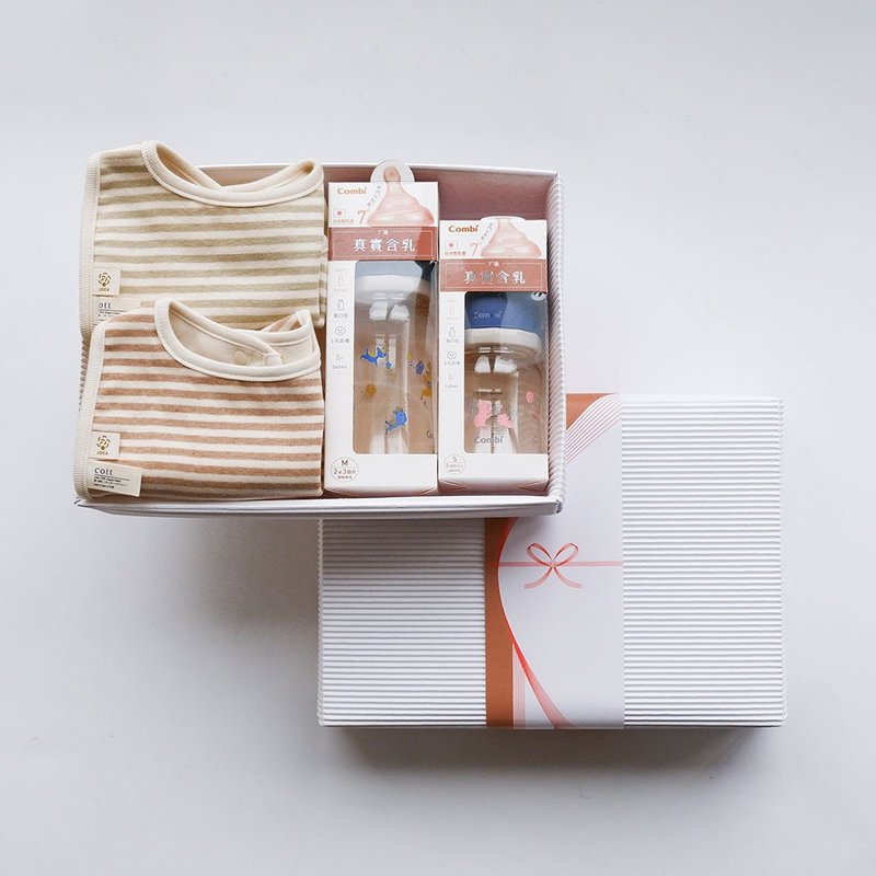 [combi x cott] Bottle bib, saliva napkin, newborn practical gift box set (with carrying bag) - ขวดนม/จุกนม - เรซิน หลากหลายสี