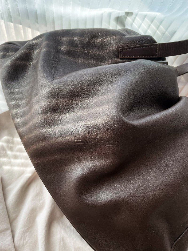 中古孤品 Loewe 中號咖啡 托特包單肩包側揹包束繩包束繩袋通勤包 - 側背包/斜背包 - 真皮 黑色
