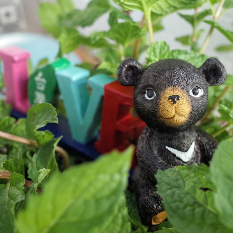 LOVE love Taiwan black bear - Items for Display - Other Materials Multicolor