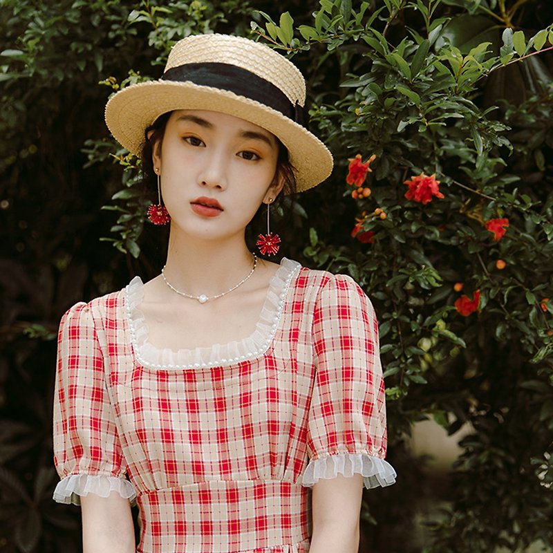 2020 summer neckline pearl mesh yarn red and white check dress dress - One Piece Dresses - Polyester Red