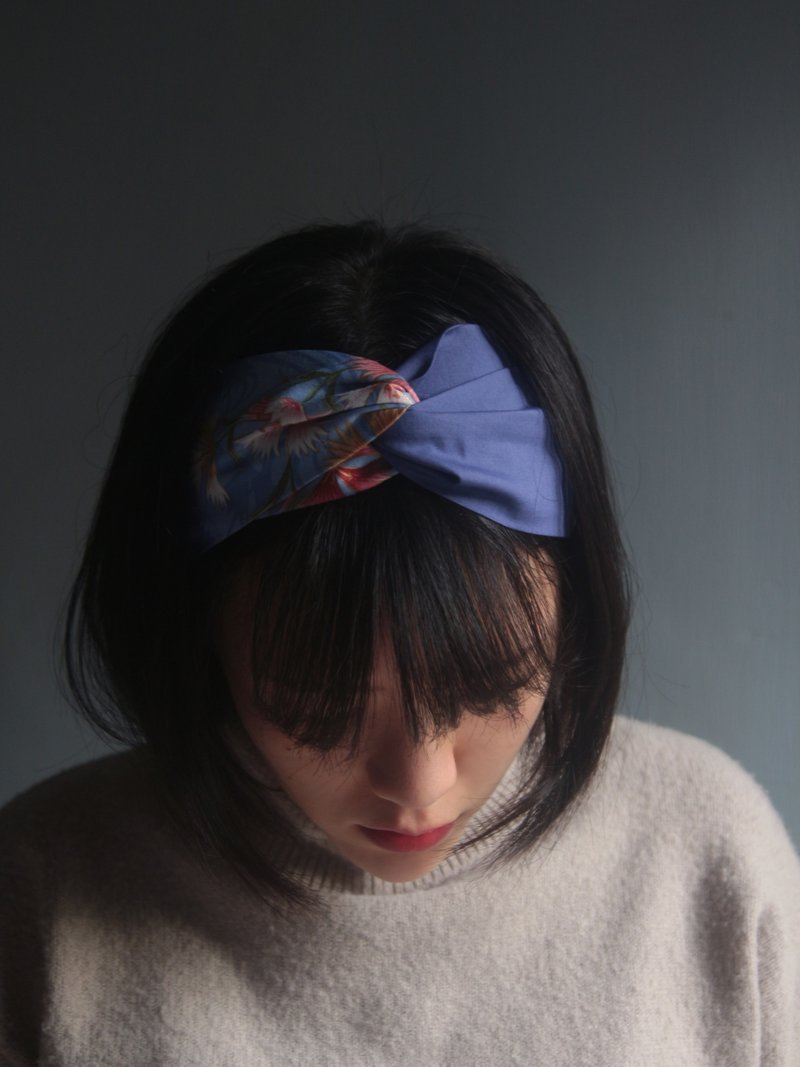 Flower and water color matching Japanese bronzing handmade cross elastic headband - Headbands - Cotton & Hemp Blue