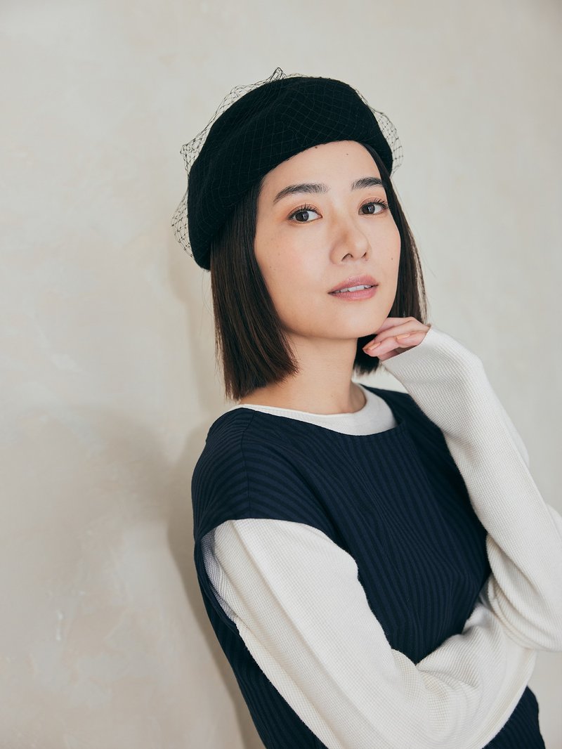 Jill Mesh Beret - Curtain Black - Hats & Caps - Wool Black