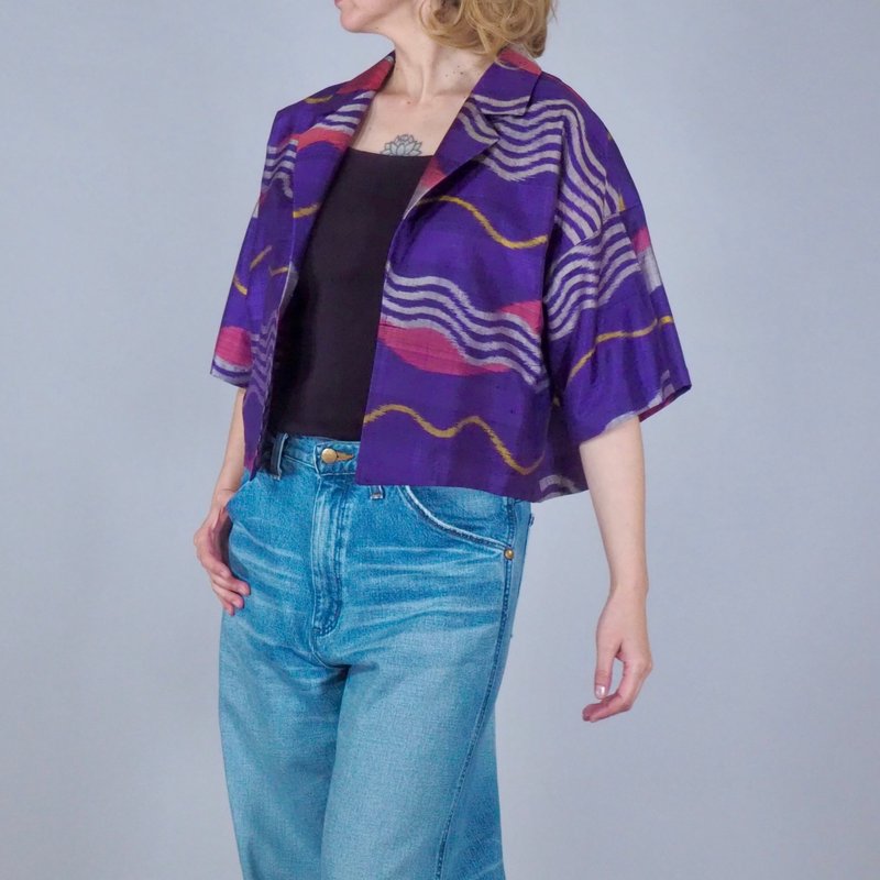 【日本製】Kimono remake, purple crop top, women M-L, silk Kimono upcycle, gift - Women's Shirts - Silk Purple