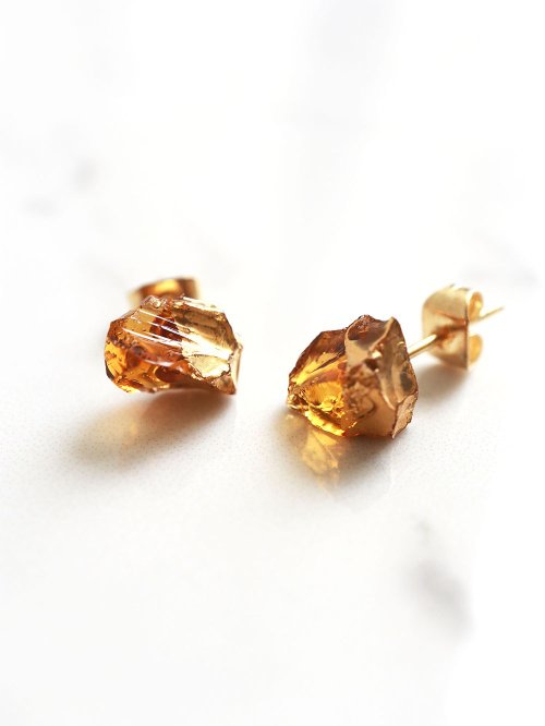 Cinesina STAR STONE - AMBER + 24K GOLD 玻璃原石耳環