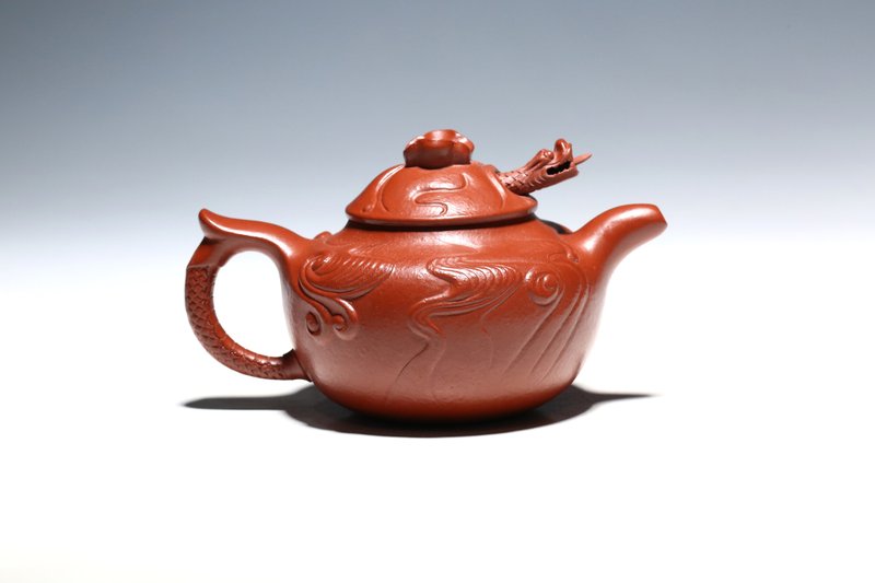 Fish-to-Dragon Purple Sand Teapot - เฟอร์นิเจอร์อื่น ๆ - วัสดุอื่นๆ หลากหลายสี