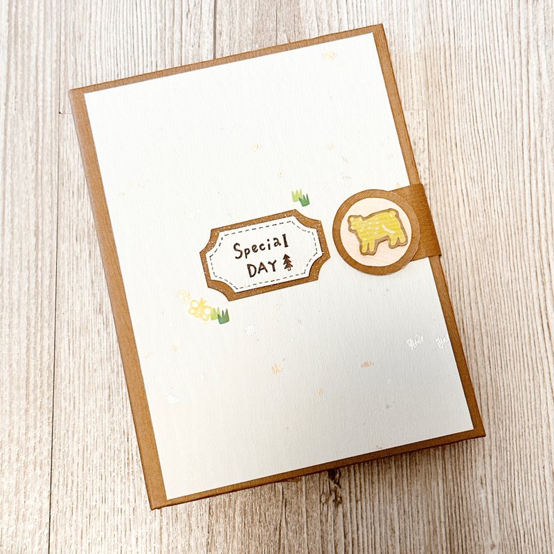 隱藏照片聖誕卡片書DIY材料包-可換生日快樂字 - 木工/竹藝/紙雕 - 紙 