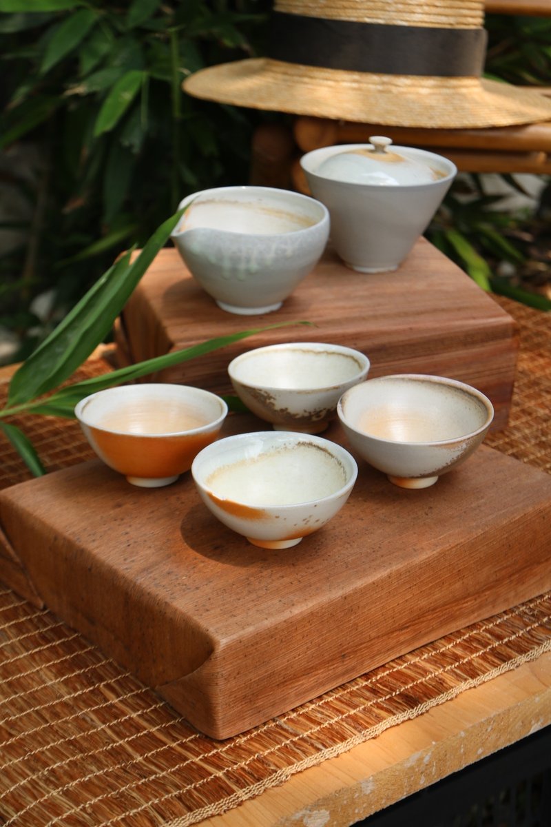 Wood fired white porcelain tureen tea set - ถ้วย - ดินเผา สีใส