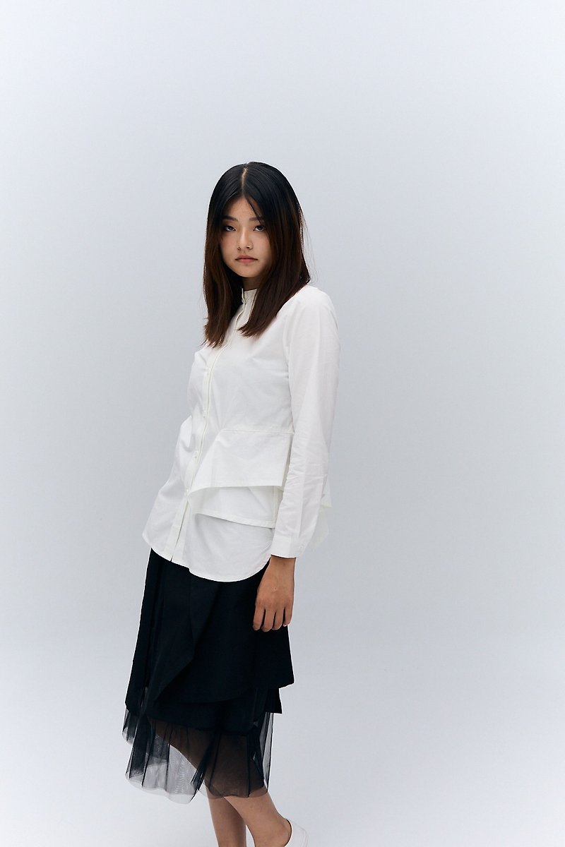 Devil Fashion 人文系列  不對稱設計襯衫 - 女襯衫 - 環保材質 白色