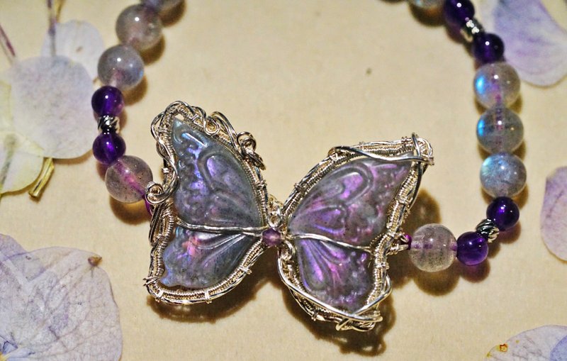 Pure handmade silver wound butterfly jewel bracelet - สร้อยข้อมือ - เครื่องเพชรพลอย หลากหลายสี