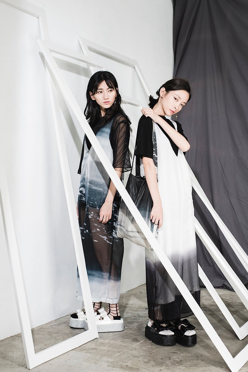 JUBY CHIU / Black and white gradation suspenders - Overalls & Jumpsuits - Other Materials White