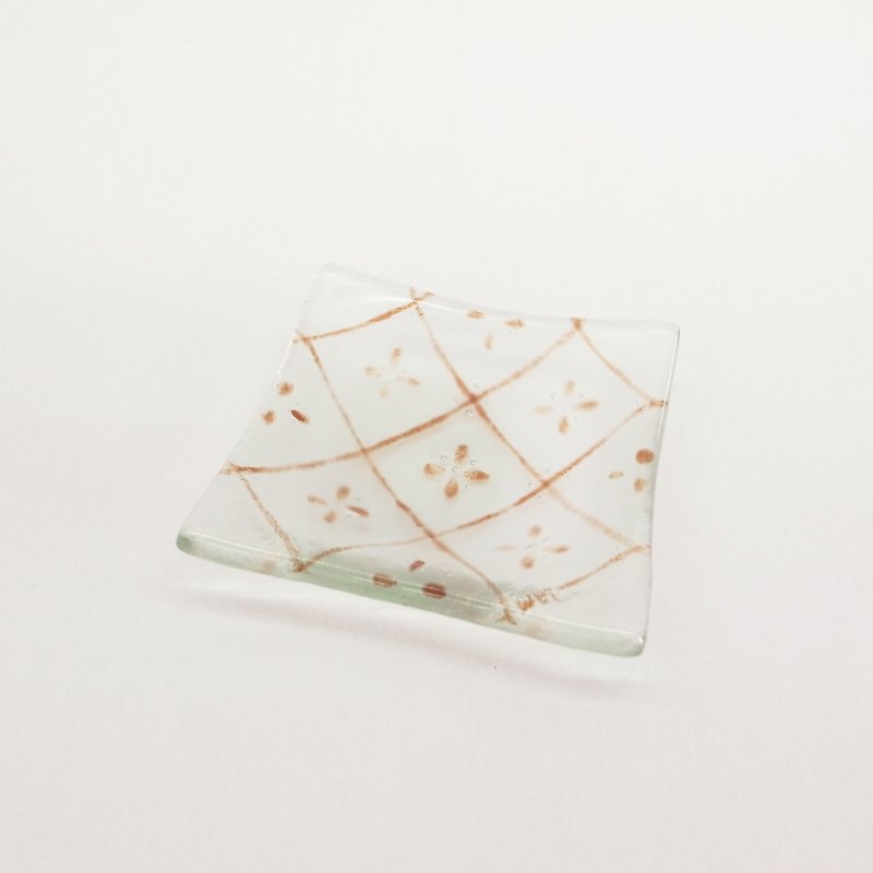 Highlight also to | tile glass plate (orange) - จานเล็ก - แก้ว สีส้ม