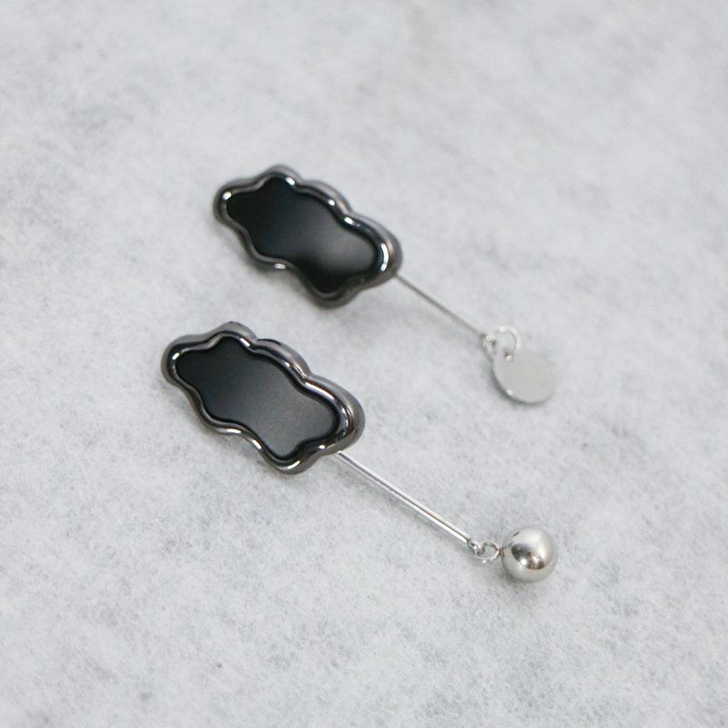 Cloud Mist Black Matte Asymmetric Long Metal Earrings, Studs/Clips, Handmade Gif - ต่างหู - โลหะ สีดำ