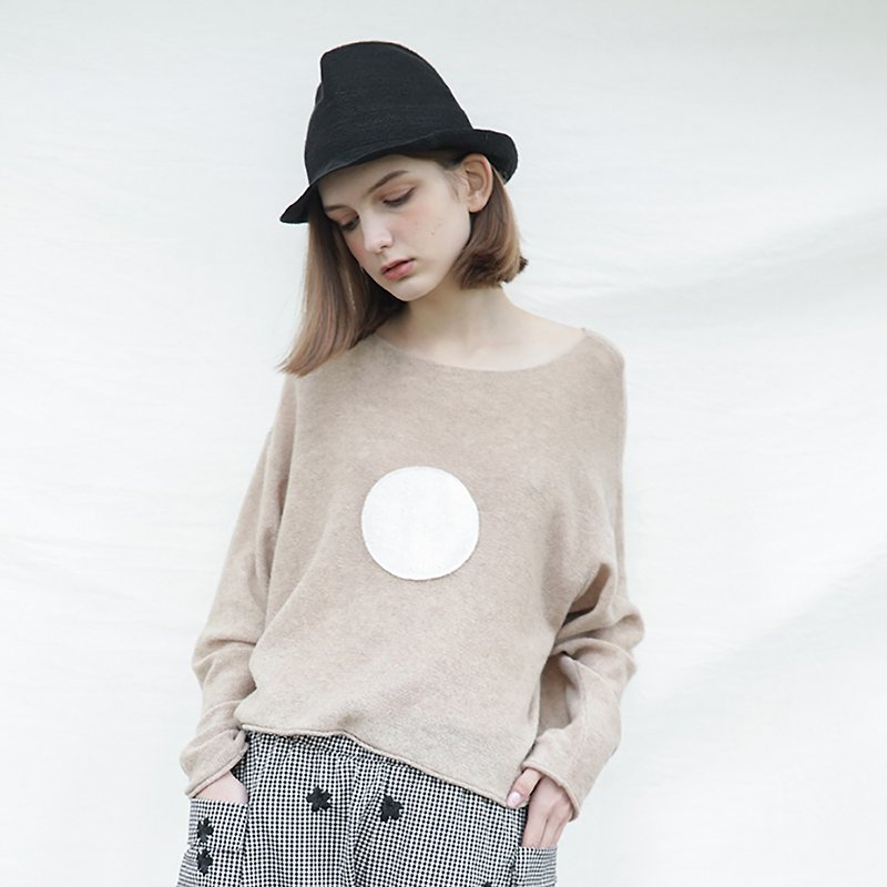 Large white circle wool sweater - imakokoni - Women's Tops - Wool Khaki