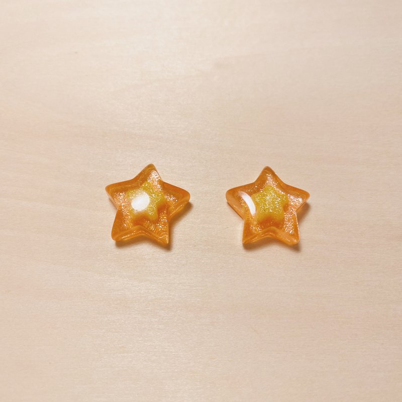 復古橘糖果星星耳環 - 耳環/耳夾/耳骨夾 - 樹脂 橘色