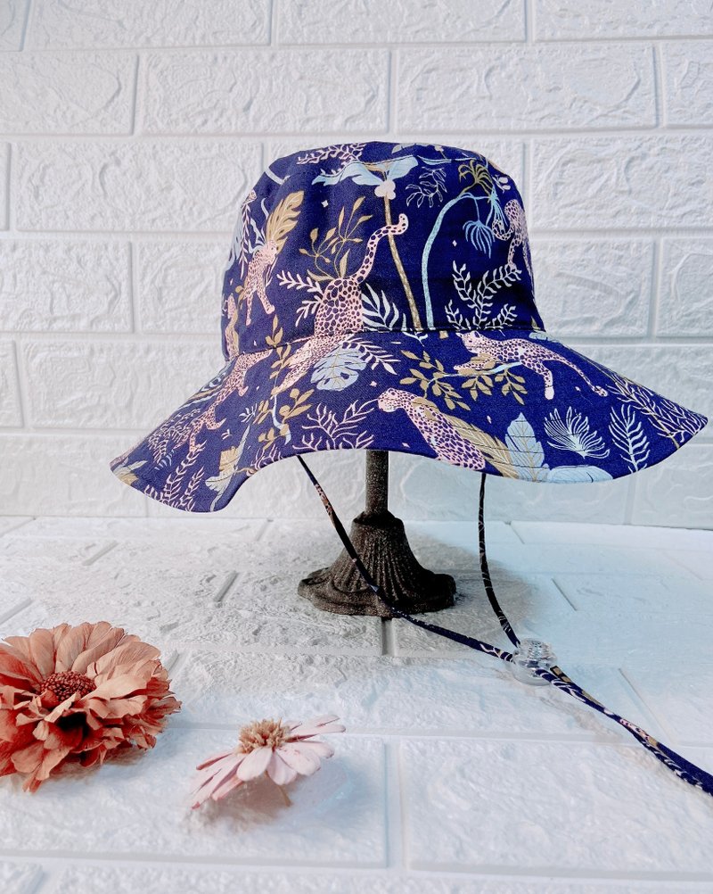 RARAKO-Handmade Limited Edition Hat-Adult & Children Fisherman Hat Sun Hat-Jungle Cheetah Purple - หมวก - ผ้าฝ้าย/ผ้าลินิน สีม่วง