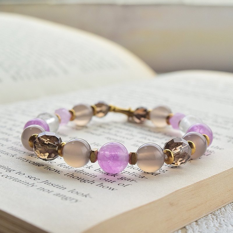 Summer Thunderstorm Season │ Lavender Crystal Smoke Purple Agate Tea Crystal White Watering Flower Crystal Bronze Bracelet - สร้อยข้อมือ - เครื่องประดับพลอย สีม่วง