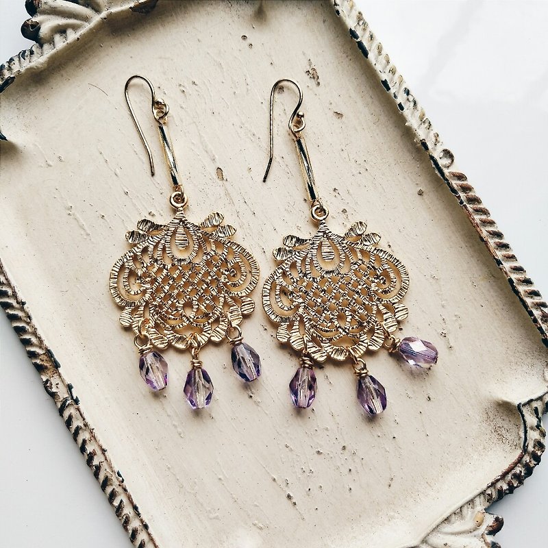 Earrings with palace style lace pattern (can be changed to clip-on style) - Earrings & Clip-ons - Other Materials Gold