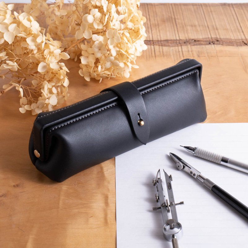 イタリアンレザーのペンケース Paka-pen #Black【入学祝】【就職祝】【カスタム可能なギフト】 - 鉛筆盒/筆袋 - 真皮 黑色