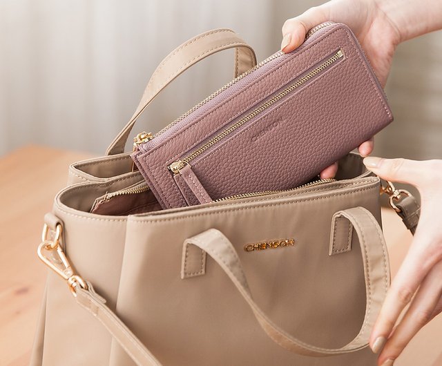 CHENSON ◇即日発送◇ 軽量 トートショルダーバッグ CG83811 CHENSON lightweight 3-layer 4-pocket tote crossbody bag
