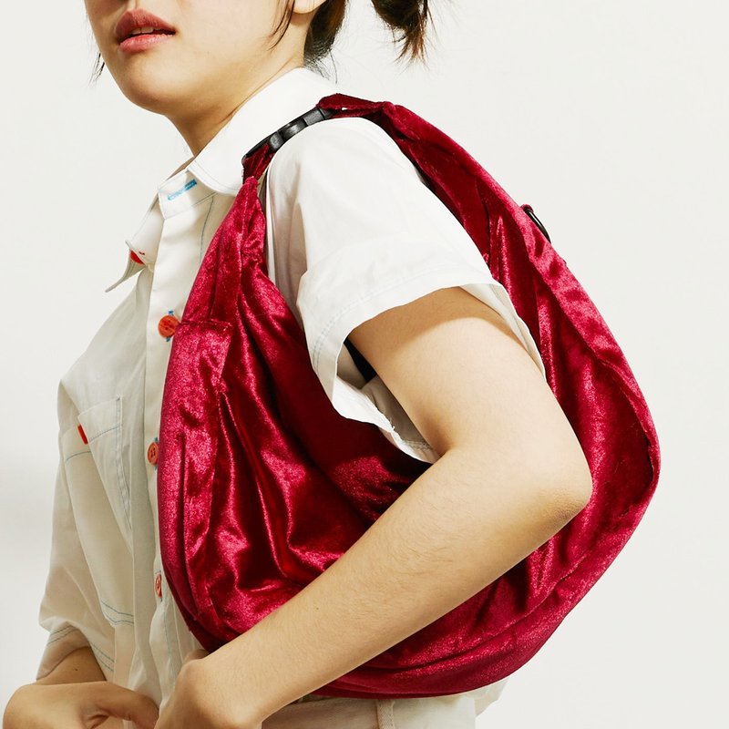 Super.5 - กระเป๋า Riddle Bag (สี Red Velvet) - กระเป๋าถือ - วัสดุอื่นๆ สีแดง