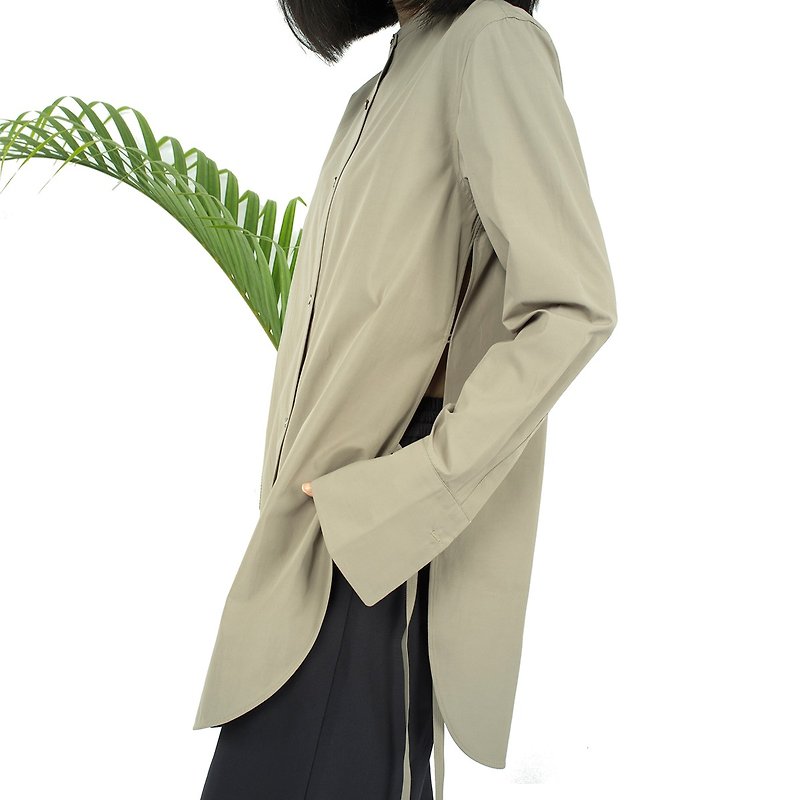 ガオフルーツGAOGUO 17オリジナルデザインの女性の春と夏草灰色の緑のリボンのスリット袖シャツの襟のプロファイル形状 - シャツ・ブラウス - コットン・麻 グレー