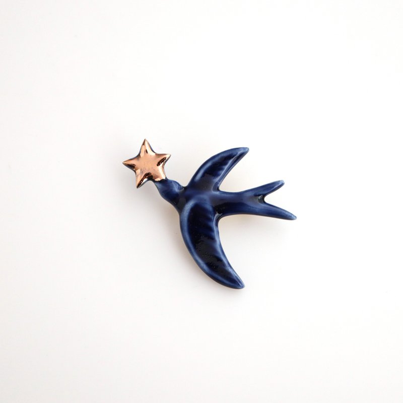 Limited Special Swallow brooch - เข็มกลัด - เครื่องลายคราม สีทอง