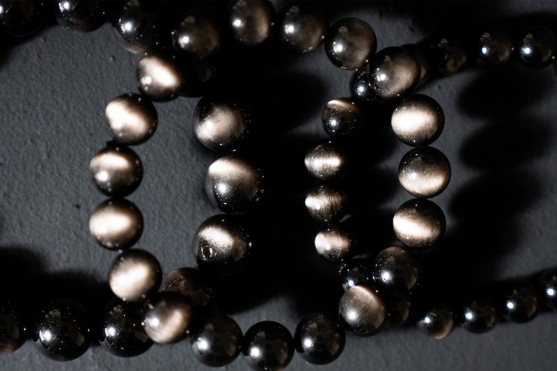 Top quality cat eye Silver obsidian hand beads - สร้อยข้อมือ - คริสตัล สีเงิน