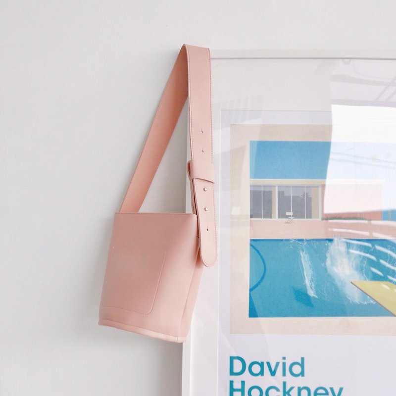 Whiteoakfactory Bold bucket bag - Light pink - 背囊/背包 - 其他材質 粉紅色