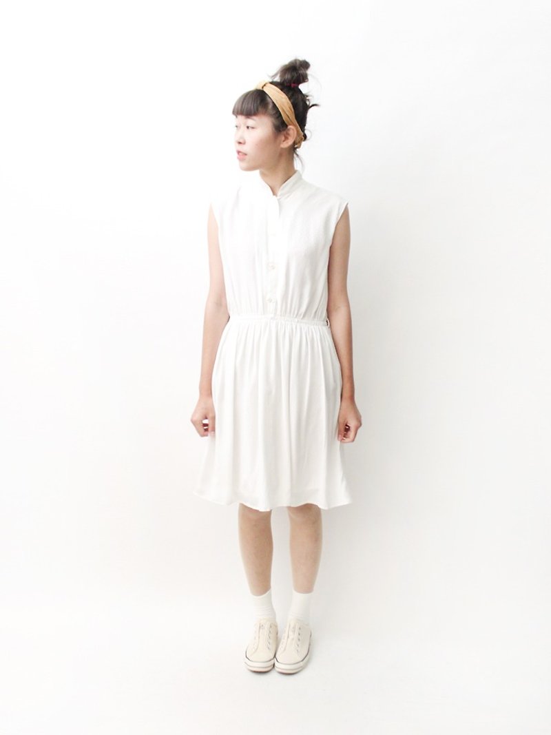 【RE0322D991】簡約復古奶白色優雅無袖春夏古著洋裝 - 連身裙 - 聚酯纖維 白色