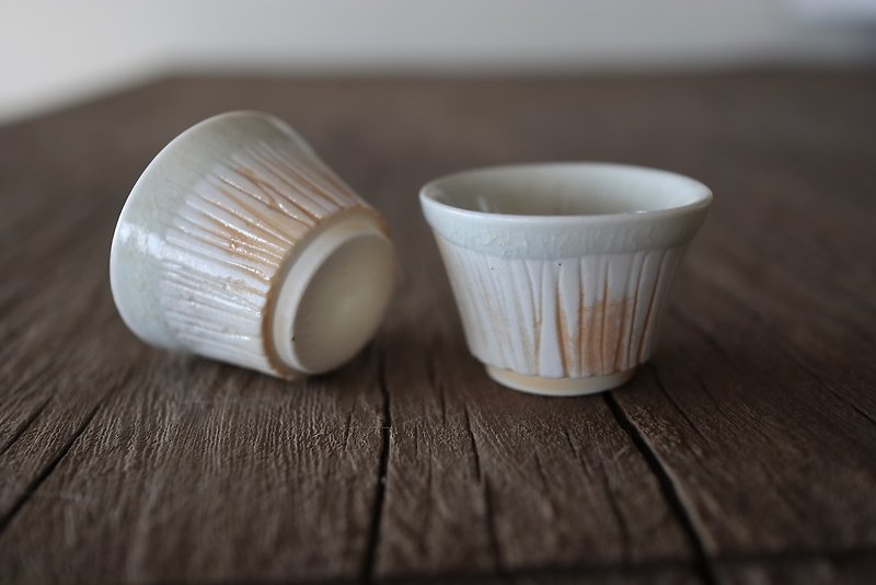 Wood-fired Striped Mini Tea Cup - Teapots & Teacups - Porcelain White