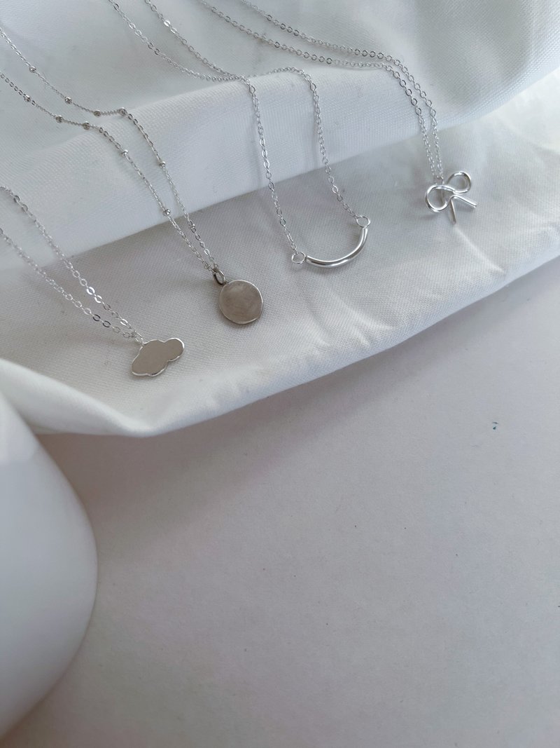 簡單飾物-雲朵、蝴蝶結、微笑、圓牌  女孩款-純銀項鍊 - 項鍊 - 純銀 銀色