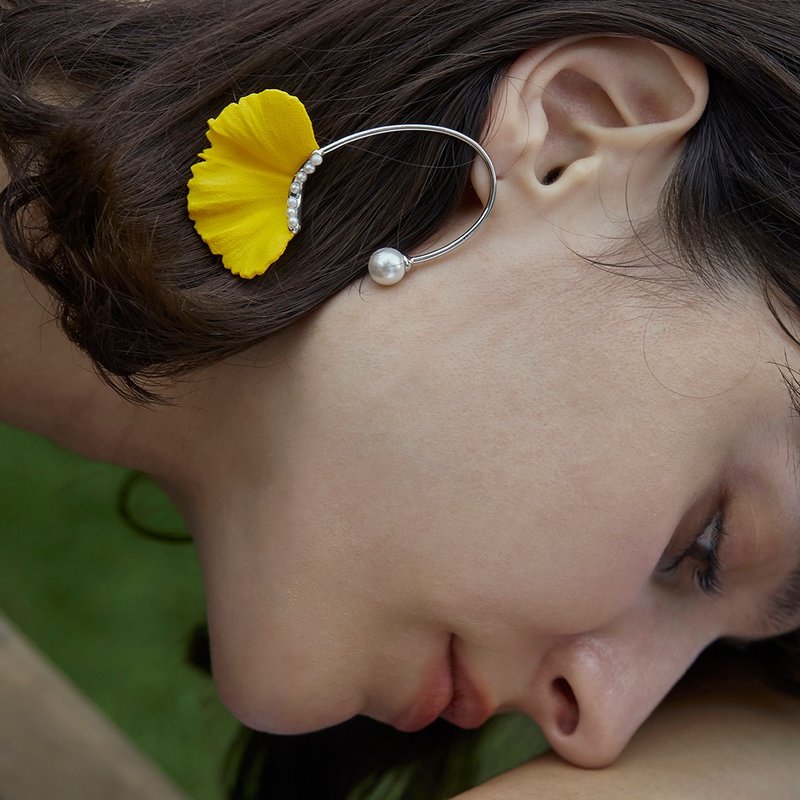 Ripples Of Flower Earrings - Earrings & Clip-ons - Other Metals Gold