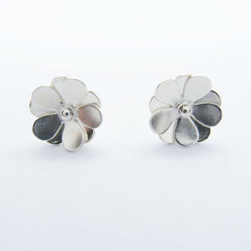 Ten petal flower 925 Silver earrings - Earrings & Clip-ons - Silver Silver